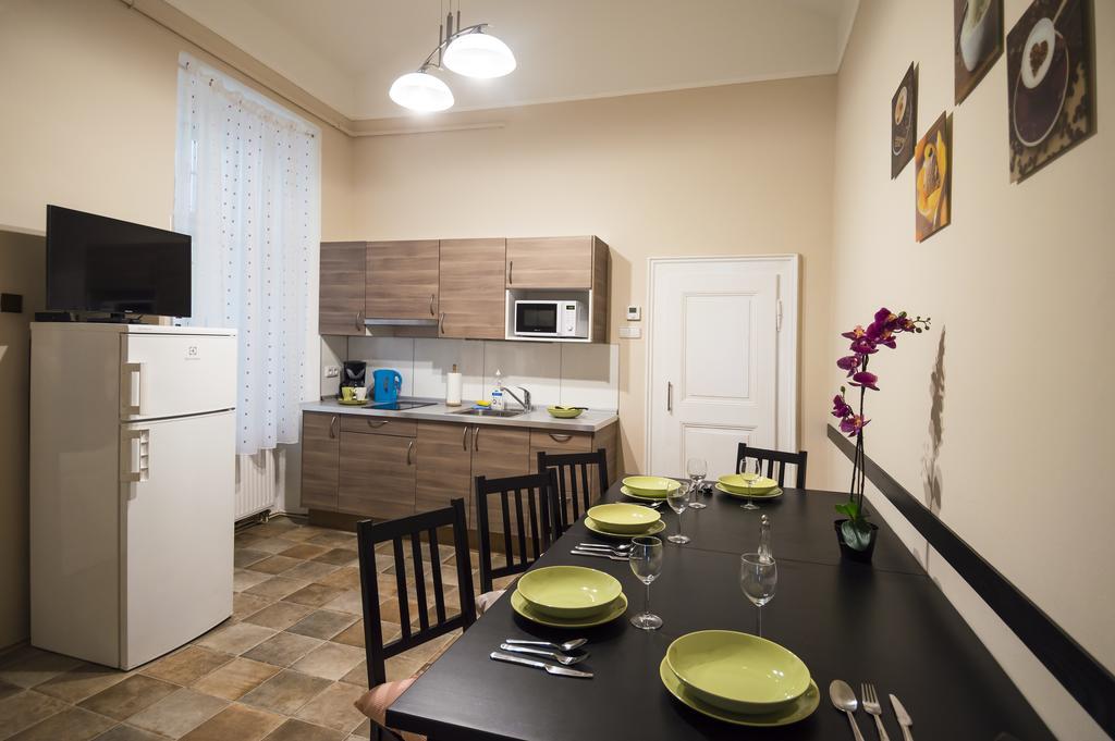 Modern Apartment Perlova Прага Екстер'єр фото